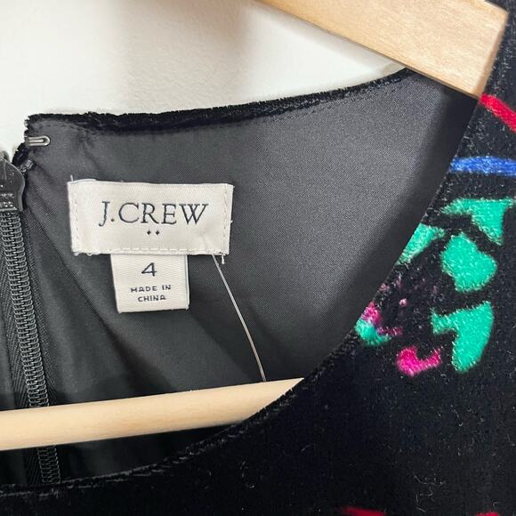 J. Crew Womens Short Sleeve Velvet Flutter Dress 4 Black Raspberry Floral Ruffle - Picture 7 of 11